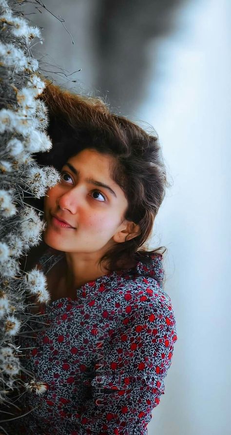 Sai Pllavi, Sai Pallavi 4k Hd Images, Saipallavi Images Hd, Sai Pallavi Hd Images, Long Hair Images, Sai Pallavi, Gals Photos, Crazy Ideas, Photos Of People