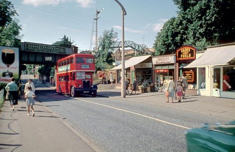 [1958] BUS 127 Worcester Park KT4. Worcester Park, London Buses, Surrey England, Orange Chair, Kingston Upon Thames, Planting Ideas, London History, Double Decker Bus, London Transport