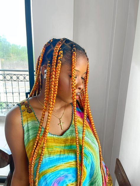 Orange Knotless Braids, Knotless Box Braids With Curls, Knotless With Beads, Orange Braids, Box Braids With Curls, Braids Aesthetic, Braids Knotless, Knotless Box Braids, Colored Braids