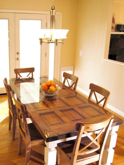 How to Build a Dining Table From an Old Door and Posts : Decorating : Home & Garden Television Build A Table, Door Table, Diy Dining Room, Doors Repurposed, Diy Dining, Old Door, Old Doors, Glass Dining Table, Dining Room Bench