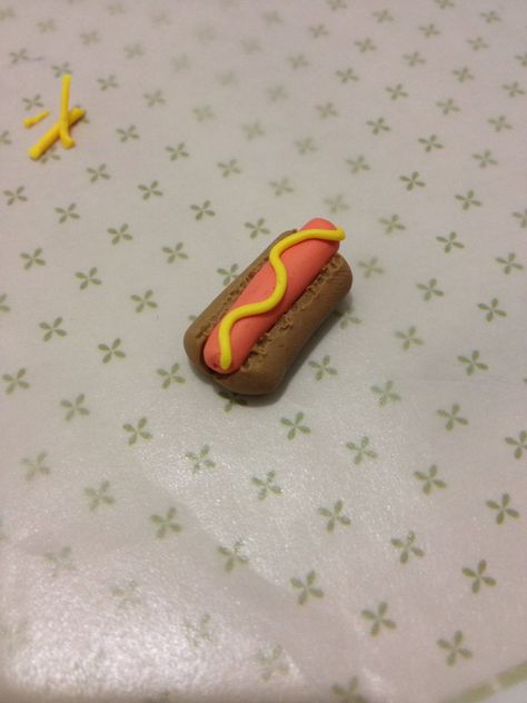 Hot dog charm -- polymer clay Dog Charm, Dog Charms, Clay Ideas, Hot Dogs, Polymer Clay