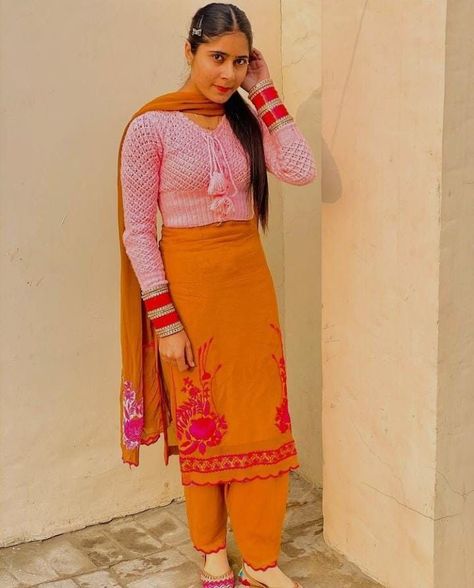 moderen design crochet ladies Winter Sweaters With Punjabi Suits, Wollen Top Design, Winter Sweaters For Women Indian, Winter Punjabi Suits For Women, Short Sweater Outfit, Quotes Bff, Plazo Suits, Plazzo Suit, Gifts From The Heart