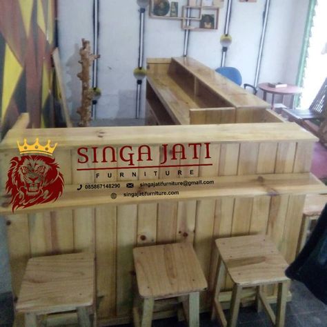 jual mini bar cafe kayu jati Belanda ini berbagai toko mebel. Model mini bar ini adalah produk yang dapat anda pilih karena sangat mudah dikombinasikan Mini Bar Cafe, Meja Bar Cafe, Home Coffee Bar, Cafe Coffee, Mini Bar, Bar Cafe, Coffee Bar, Toy Chest, Storage Chest