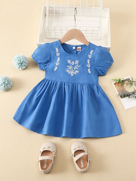 Blue Cute  Short Sleeve Cotton Floral Smock Embellished Slight Stretch Summer Baby Clothing Baby Frocks Style, Frock Design Ideas, Baby Frock Designs, Button Back Dress, Embroidered Sheets, Baby Frock Design, Girls Frocks, Simple Dress Casual, Clothes Embroidery