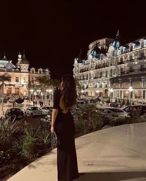 European Summer Night, Valerie Core, Old Money Instagram, Caviar And Champagne, Monaco Casino, Quiet Luxury Fashion, Louboutin Red Bottoms, Rich Husband, Ysl Libre