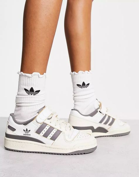 Gray Shoes Outfit, Adidas Shoes Outfit, Grey Sneakers Women, Adidas Rivalry Low, Birthday Shoes, Cute Adidas Shoes, Adidas Outfit Women, Adidas Outfit Shoes, Adidas Forum Low