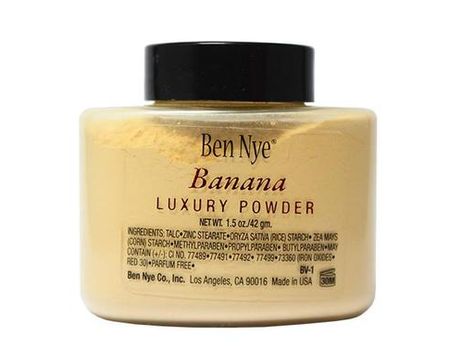 Ever since Kim Kardashian's makeup artist Mario Dedivanovic admitted to his extreme passion for Ben Nye Banana powder, it's become an almost cult obsession. #makeup Ben Nye Makeup, Luxury Powder, Best Powder, Banana Powder, Ben Nye, Bare Minerals, Milk Makeup, Contour Makeup, Powder Makeup