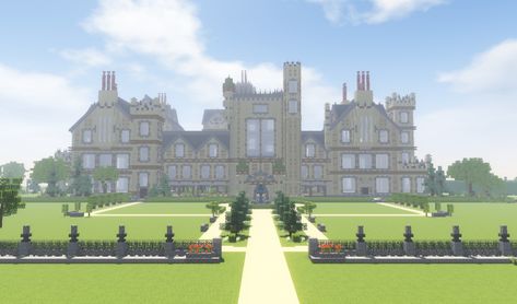 Xavier's School for Gifted Youngsters X-Mansion by FrouWichtel Minecraft Boarding School, Minecraft School Ideas, X Mansion, Xavier's School For Gifted Youngsters, Malory Towers, Second Empire House, City Minecraft, Classic Mansion, Minecraft School