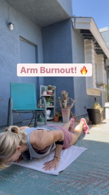 Susan Ackermann - your IG fitness instructor on Instagram: "Arm Burnout!!🔥😄🙌🏻 After your arm workout treat yourself to this finisher! You should be giving it every last drop of energy and most likely need to drop in your weights and to your knees! Then know, job well done! 💖 #armfinisher #armworkout #armburnout #tricepsworkout #bicepworkout" Arm Burnout Workout, Burnout Workout, Job Well Done, Triceps Workout, Biceps Workout, Fitness Instructor, Well Done, Drop In, Arm Workout