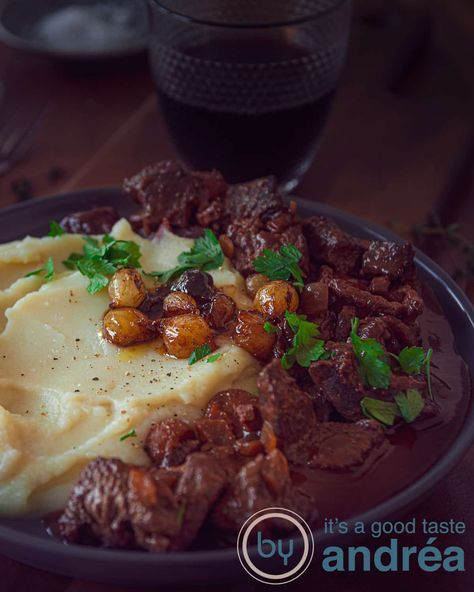 Slow Cooker Beef Bourguignon No Mushrooms - By Andrea Janssen Crockpot Beef Bourguignon, Beef Bourguignon Slow Cooker, Winter Dishes, Famous Recipe, French Classic, Crockpot Beef, Slow Cooker Beef, Easy Casserole, Classic Dishes