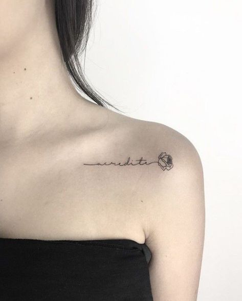 Clavicle Tattoos, Collarbone Tattoo Ideas, Clavicle Tattoo, Molecule Tattoo, Small Shoulder Tattoos, Cursive Tattoos, Small Rose Tattoo, Bts Tattoos, Bone Tattoos