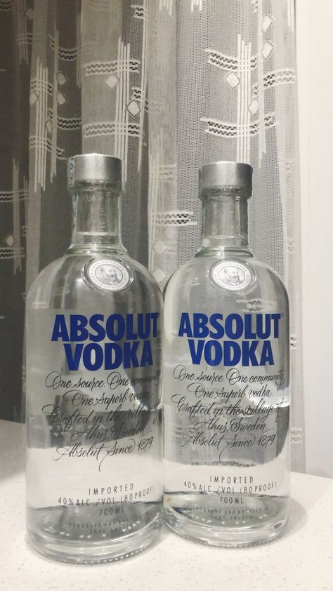 Absolut Vodka Fake Story, Vodka Fake Story, Loneliness Photography, Pretty Alcoholic Drinks, Teen Trends, Alcohol Aesthetic, Pop Posters, Absolut Vodka, Hot Mess