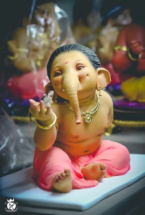 Bal Ganesh Murti, Bal Ganesh, Ganesha Artwork, Ganesh Murti, Ganesh Ji Images, Happy Holi Wishes, Ganpati Bappa Wallpapers, Gorilla Tattoo, Ganpati Bappa Photo