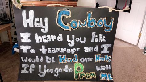 Cowboy Sadies Proposals, Rodeo Prom Proposal Ideas, Cowboy Promposal, Western Prom Proposal, Prom Proposal For Guys Country, Prom Proposals Ideas, Cutest Promposals, Country Prom Proposal, Country Promposal