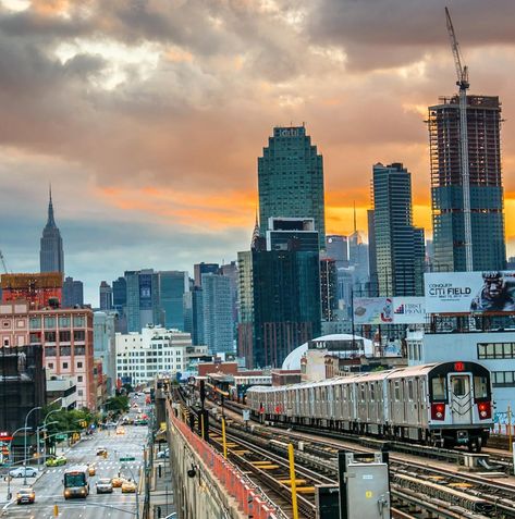 Sunnyside Queens, Queens Nyc, Queens New York, Nyc Subway, Future Apartment, New York Skyline, York City, New York City, Apartment