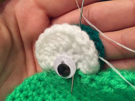 Frog Eyes, Frog Eye, Crochet Eyes, Crochet Frog, Craft Blog, How To Crochet, Of My Life, My Life, Free Pattern