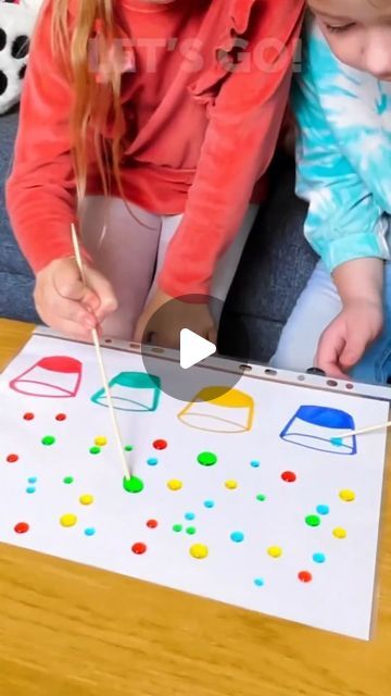 Best Kids Activities on Instagram: "Moving water color sort activity 💦👩‍🎨 MOVING WATER I have no explanation other than it's magic. The colored water droplets glide around the plastic perfectly! ( cc @exploralearn ) ⠀ ⠀ ⠀ SHARE 👉👉👉 ✨SHARE 👉👉👉✨⠀ ⠀ ⠀ ⬇️⬇️⬇️⬇️⠀ ⠀⠀ ✨ 👉 EXPLORE our collection of educational games and toys that stimulate fun and learning! SHOP NOW link in our bio 🔗🙋‍♀️⠀ ⠀ ⠀ ⠀ ⠀⠀ ⁣➡️ Like ❤️, Share 👥, and Save this post for later! 👉⁣⠀⠀⠀⠀ ⠀⠀⠀⠀ ⁣⁣🌺If you have a child's heart, you will also have their mind. 🌺⠀⠀⠀⠀ ⁣⠀⠀⠀⠀ ⁣📷 Follow for more fun ideas like this one! 😍⠀⠀ ⠀ ⠀ ⠀ ⠀ #childrensart #learningthroughplay #kidsartideas #homeschool #preschool #diy #littleartist⠀⠀ ⠀ ⠀ ⠀" Creative Activity For Kindergarten, More Less Activities Preschool, Water Fun Activities For Preschool, School Agers Activities Daycare, My Toys Activities, Water Color Kids Activities, Daycare Activities For School Age Kids, Moving Activities For Preschoolers, Steam Ideas For Preschool