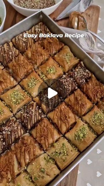 Juice Decoration, Baklava Recipe Easy, Middle Eastern Countries, Lotus Biscoff Spread, Baklava Recipe, Eastern Countries, Filo Pastry, Lotus Biscoff, Simple Rose