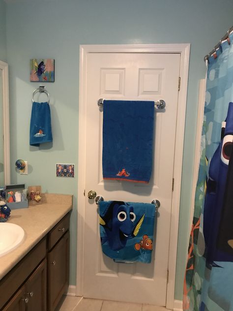 Finding Nemo Bathroom Ideas, Finding Nemo Bathroom Decor, Toddler Bathroom Ideas, Finding Nemo Bathroom, Nemo Bathroom, Teenage Bathroom, Bathroom Colours, Rustic Powder Room, Toddler Bathroom