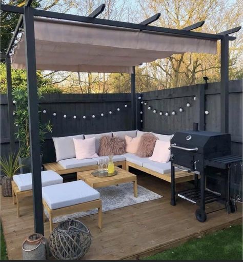 Fall Deck, Restaurant Patio, Pergola Ideas, Outdoor Patio Designs, Pergola Garden, Pergola Design, Diy Pergola, Pergola Patio, Small Backyard Patio