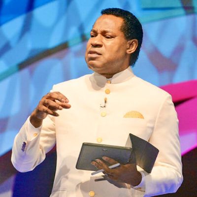 Pastor Chris Oyakhilome Photos, Pray For Leaders, Pastor Chris Oyakhilome, Chris Oyakhilome, Pastor Chris, Matthew 16, Righteousness Of God, Learning To Pray, Spirit Of Truth