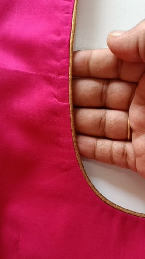 Anusha Challapalli | How to stitch thread piping #threadpiping #stitchingtipsandtricks #viralreels #piping #blousedesigns | Instagram Piping Design For Blouse, Piping Blouse Designs, Piping Blouse, Princess Cut Blouse Design, Piping Patterns, Dandiya Dress, Princess Cut Blouse, Piping Design, How To Stitch