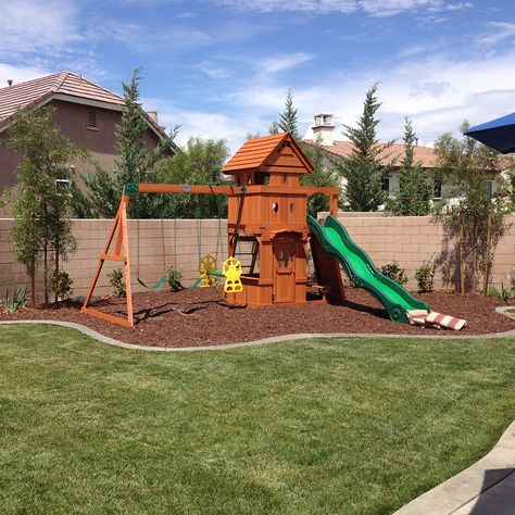 Playground Landscaping, Backyard Playset, Kids Backyard Playground, Play Area Backyard, Backyard Kids Play Area, Backyard Swings, Small Yards, Playground Set, Diy Playground