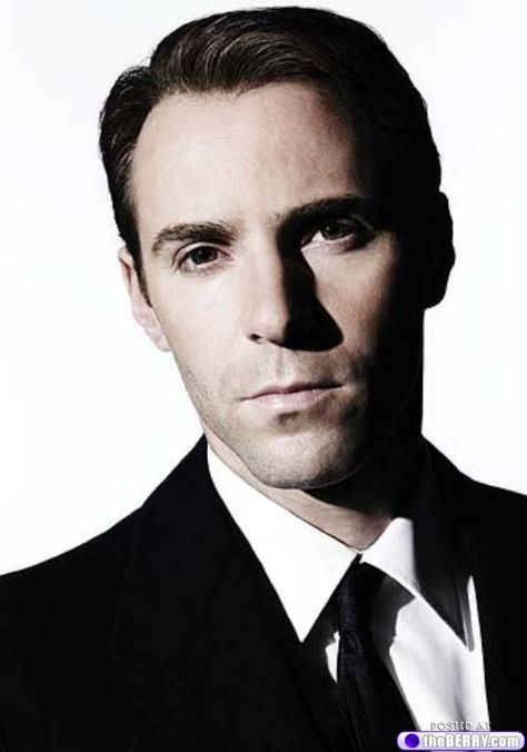 Alessandro Nivola Alessandro Nivola, May Movie, Wattpad Ideas, Man Candy, Book Boyfriends, Favorite Actors, Male Portrait, Face Off, Man Alive