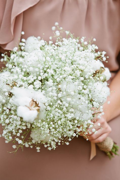 Alternative Bridal Bouquet Trends To Try This Wedding Season Wedding Reception Flower Arrangements, Cotton Bouquet, Rustic Bridesmaids, Peony Bouquet Wedding, Rustic Winter Wedding, Winter Wedding Bouquet, Romantic Bouquet, Bridal Bouquet Flowers, Babies Breath