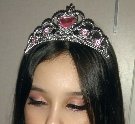 Princess Crown Aesthetic, Crown Aesthetic, Girls Tiara, Halloween Princess, Birthday Tiara, Cute Birthday Ideas, Indie Jewelry, Diamond Tiara, Princess Tiara