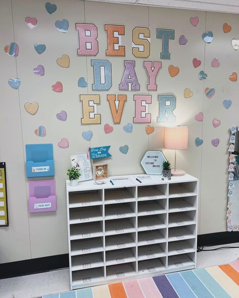 How cute is @keepingupwithmrskoterski classroom using our pastel decor! We are obsessed! 😍🩷 #pastelclassroom #pastelclassroomdecor #classroomtheme #classroomsetup #classroominspiration #classroomideas #classroomdesign #teachersfollowteachers #teachertribe Pastel Decor, Classroom Setup, Classroom Design, Classroom Inspiration, Teaching Classroom, Gen Z, Classroom Themes, Elementary Classroom, Best Day Ever