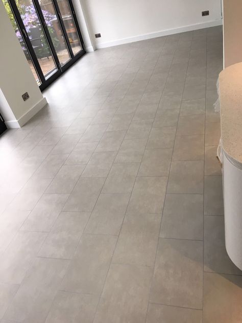 Amtico Flooring Kitchen Stone, Kitchen Floor Lvt, Lvt Stone Flooring Kitchen, Lvt Kitchen Flooring, Amtico Flooring Kitchen, Lvt Flooring Kitchen, Stone Kitchen Floor, Cashmere Kitchen, Best Flooring For Kitchen