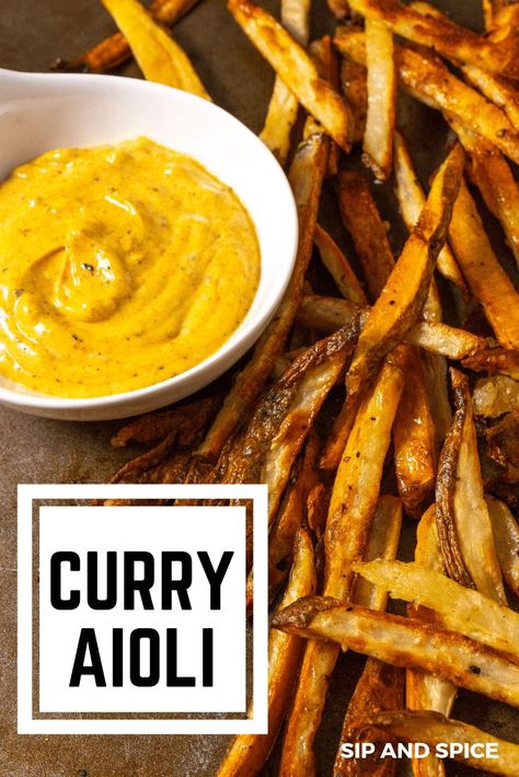 Curry Aioli, Homemade Aioli, Aioli Sauce, Benefits Of Organic Food, Aioli Recipe, Veggie Wraps, Vegetarian Curry, Fries In The Oven, Homemade Sauce