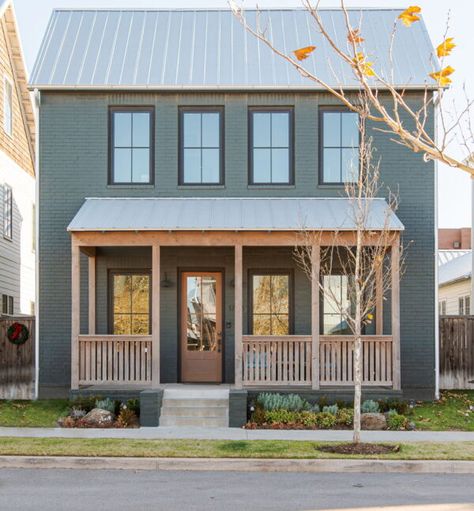 1708 Runway Blvd. ⋆ House for Sale Oklahoma City ⋆ Wheeler District Upstairs Addition, Custom Built Cabinets, Solid Core Interior Doors, Finished Garage, Hardie Siding, Pella Windows, Geothermal Heating, Tub Surround, Delta Faucets