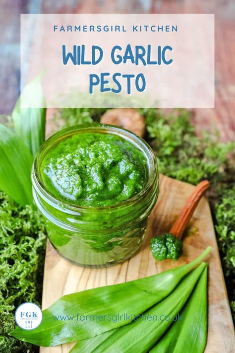 Wild Garlic Pesto Recipe, Wild Garlic Recipe, Green Garlic Recipes, Garlic Pesto Recipe, Asparagus On The Grill, How To Grill Asparagus, Allotment Recipes, Grill Asparagus, Asparagus Grilled