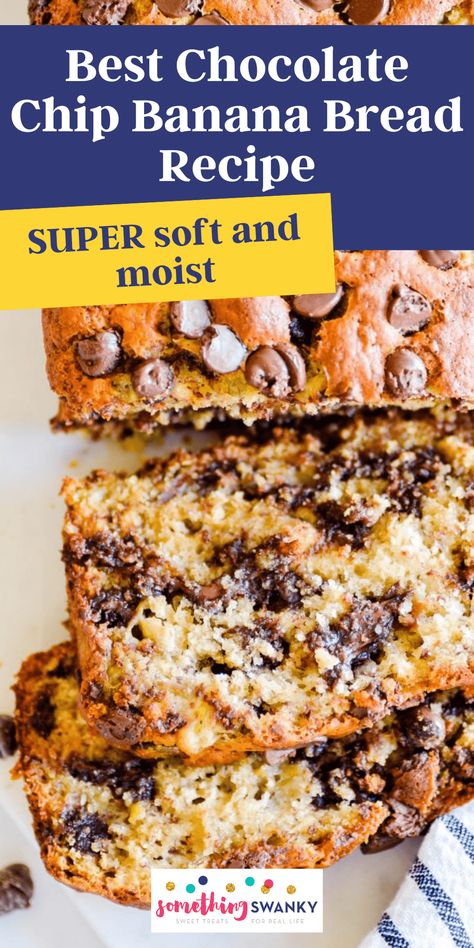 Best Chocolate Chip Banana Bread Recipe Best Chocolate Chip Banana Bread, Christmas Bread Recipes, Super Moist Banana Bread, Easy Christmas Desserts, Starbucks Pumpkin Bread, Chocolate Chip Banana Bread Recipe, Chocolate Banana Bread Recipe, Delicious Banana Bread, Banana Bread Recipe Healthy