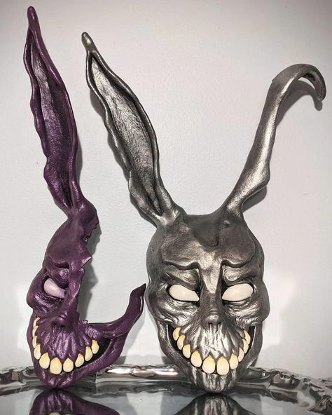 I made a Frank the bunny mask that I also turn into a corpse husband mask. | /r/CorpseHusband | Corpse Husband | Know Your Meme Donnie Darko Mask, Donnie Darko Costume, Frank The Bunny, Bunny Masks, Mascara Oni, Emoji Mask, Corpse Husband, Mascaras Halloween, Creepy Costumes