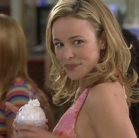 Pretty Actors Women, Rachel Mcadams 2000s, Rachel Mcadams 90s, Rachel Mcadams Aesthetic, Rachel Mcadams Icons, Rachel Mcadams Blonde, Mcadams Rachel, Baddie Books, Rachel Mcadams Hair