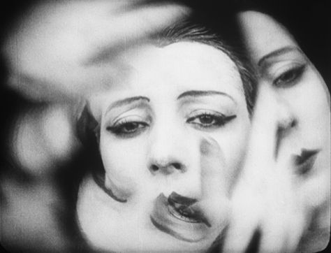 MAN  RAY  |  BALLET MÉCANIQUE  |    ALICE PRIN  aka  KIKI DE MONTPARNASSE  |     #ManRay   #KikiDeMontparnasse Man Ray, New Series, Ballet, Film, Makeup, Make Up, Avant Garde