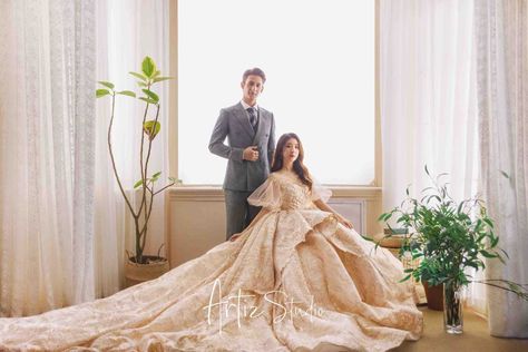 11 Noteworthy Bridal Boutiques in Singapore (2021 Edition) Korean Prenup, Artiz Studio, Korean Wedding Photoshoot, Singapore Wedding, Korea Wedding, Korean Wedding Photography, Bridal Styling, Bridal Studio, Google Review