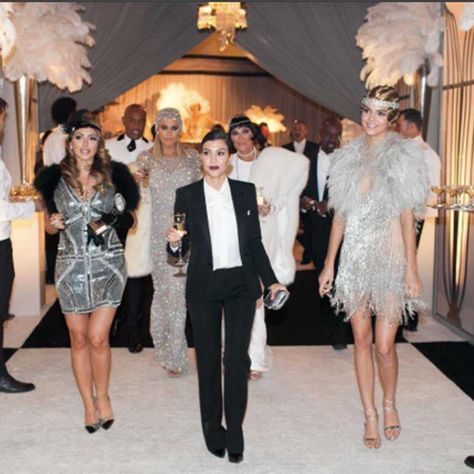 Kris Jenner's 1920's Themed 60th Birthday Party | Fashion, Trends, Beauty Tips & Celebrity Style Magazine | ELLE UK Speakeasy Party Outfit, 20s Party Outfit, 1920s Party Dresses, Roaring 20s Party Outfit, Great Gatsby Outfit, Gatsby Party Outfit, Gatsby Outfit, Look Gatsby, Gatsby Birthday Party