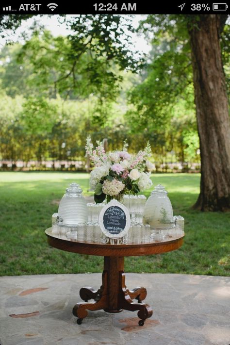 Drinks Limonade Bar, Seersucker Wedding, Drink Stations, Wedding Drink Station, S'mores Bar, Drink Station, Tennessee Wedding, Wedding Drink, Southern Weddings