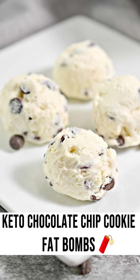 Keto Diet List, Keto Chocolate Chip Cookies, Keto Diet Breakfast, Keto Chocolate Chips, Fat Bomb Recipe, High Fat Foods, Keto Chocolate, 140 Pounds, Keto Cookies