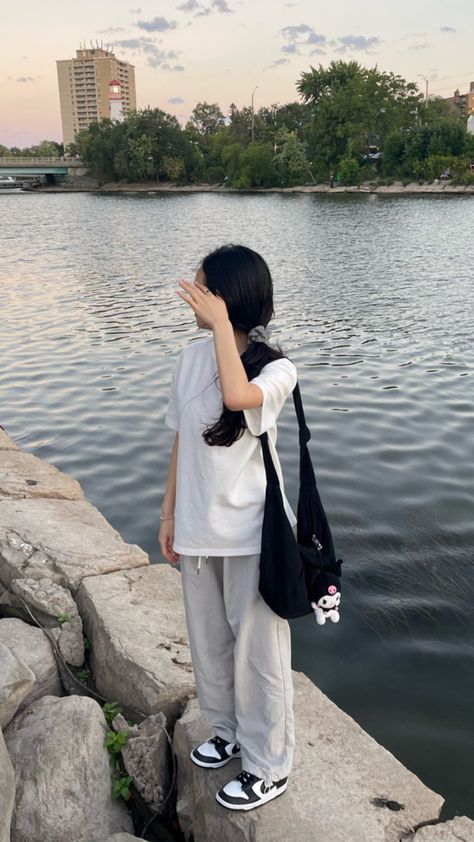 Comfy Korean Outfits, Tracy Sohn, Korean Summer Outfits, Foto Ideas Instagram, Causual Outfits, Tomboy Fashion, 가을 패션, 여자 패션, Mode Streetwear