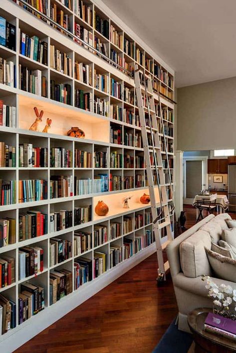 44 Fascinating bookshelf ideas for book enthusiasts Home Library Design Ideas, Floor To Ceiling Bookshelves, Home Library Rooms, Lots Of Books, Bookshelf Inspiration, Library Room, Library Wall, Home Library Design, Bookshelf Design