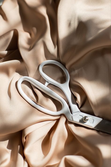 Sewing Aesthetic, Sewing Photography, Avocado Dyeing, Fabric Photography, Clothing Photography, Silk Hair, Sewing Blogs, Beige Aesthetic, Sewing Studio