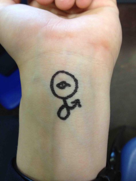 Discworld Tattoo Ideas, Tato Idea, Discworld Tattoo, Interesting Tattoos, Terry Pratchett, Dark Tattoo, Tattoos And Piercings, Paw Print Tattoo, Cool Tattoos