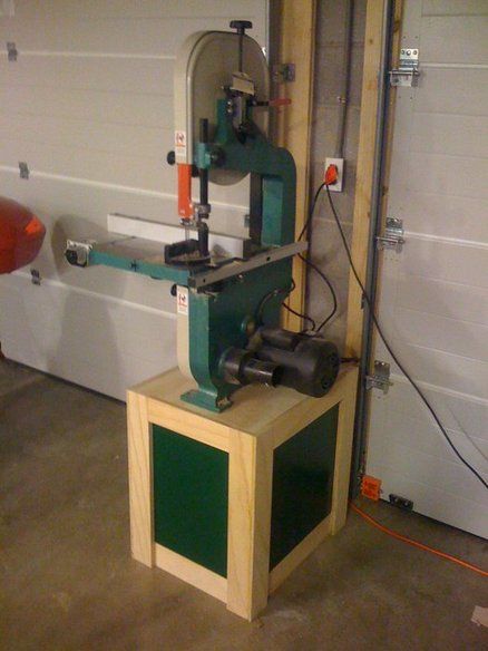 Grizzly Bandsaw Stand / Cabinet Bandsaw Stand, Woodworking Tools Router, Woodworking Organization, Woodworking Garage, Woodworking Lathe, Woodworking Tools Storage, Woodworking Chair, Woodworking Storage, Woodworking Basics