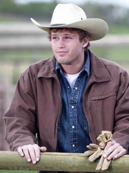 Caleb O'Dell from Heartland Season 2. A younger, cleaner shaven Caleb still trying to impress the girls. Caleb Odell Heartland, Caleb Heartland, Caleb Odell, Heartland Caleb, Heartland Season 2, Heartland Actors, Heart Land, Heartland Cbc, Heartland Quotes