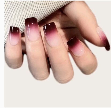 White To Black Gradient Nails, Hombre Nails Ombre Fall, Color Gradient Nails, Dark Ombre Nails, Gradiant Nails, Gradation Nail, Gradation Nails, Red Ombre Nails, Tape Nail Art